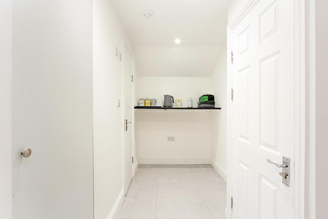 Splendid Flat In Kensington Olympia Lejlighed London Eksteriør billede
