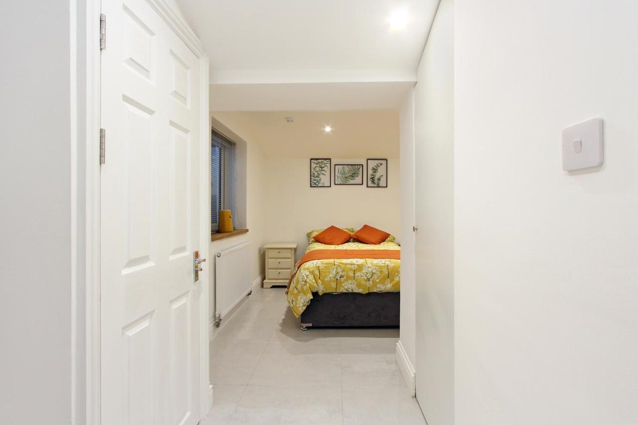Splendid Flat In Kensington Olympia Lejlighed London Eksteriør billede
