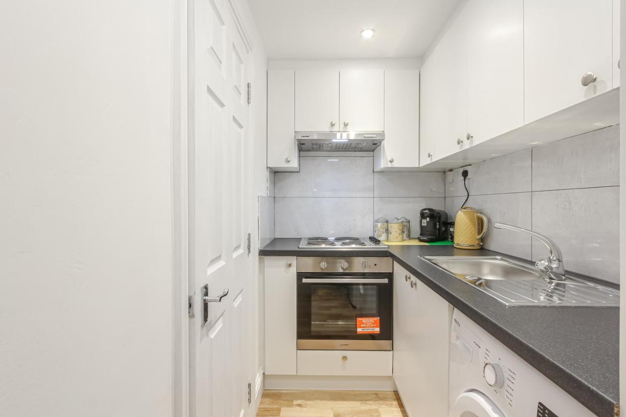 Splendid Flat In Kensington Olympia Lejlighed London Eksteriør billede